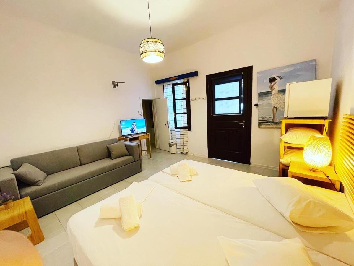 Hotel Albatross Livadi  Zewnętrze zdjęcie