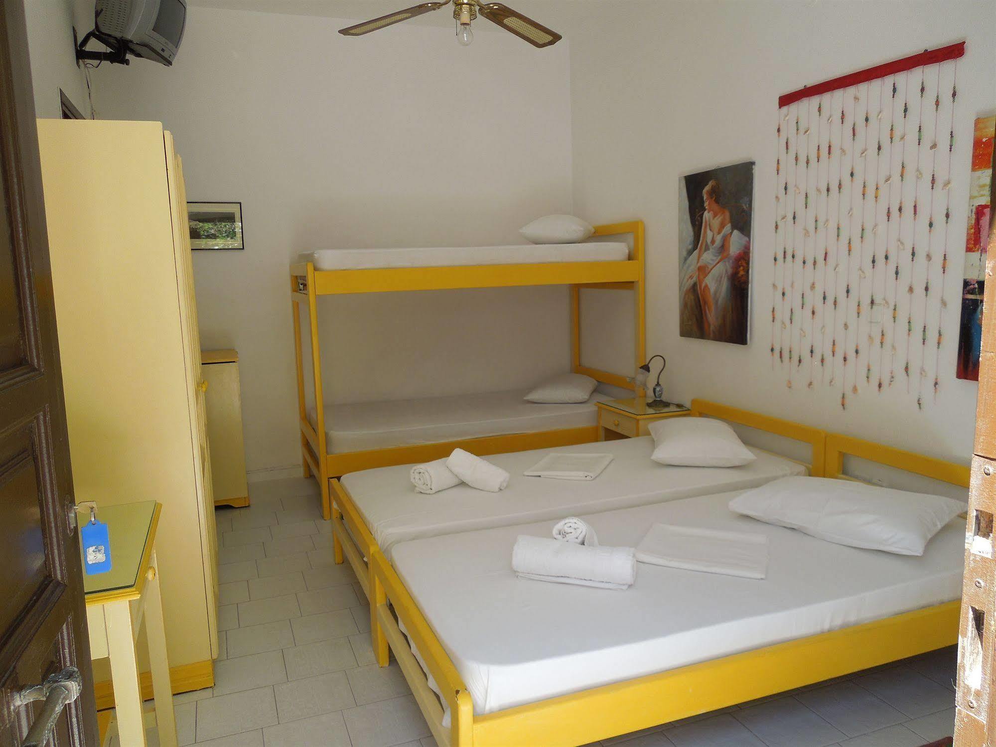 Hotel Albatross Livadi  Pokój zdjęcie